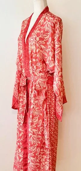 Luxurious Silk Kimono Duster, Feminine And Alluring (Coral)