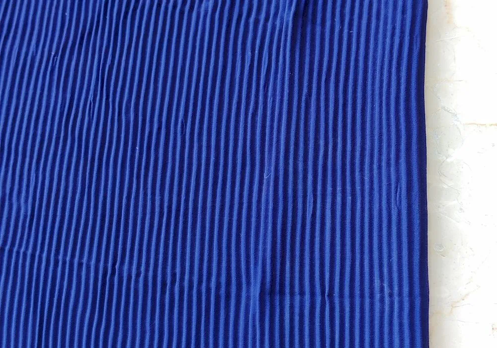 Precut Of 2.5 Meters Of Dark Blue Stripes Pleated Georgette Fabric